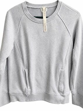 Lululemon Crewneck Sweatshirt with pockets - size 4
